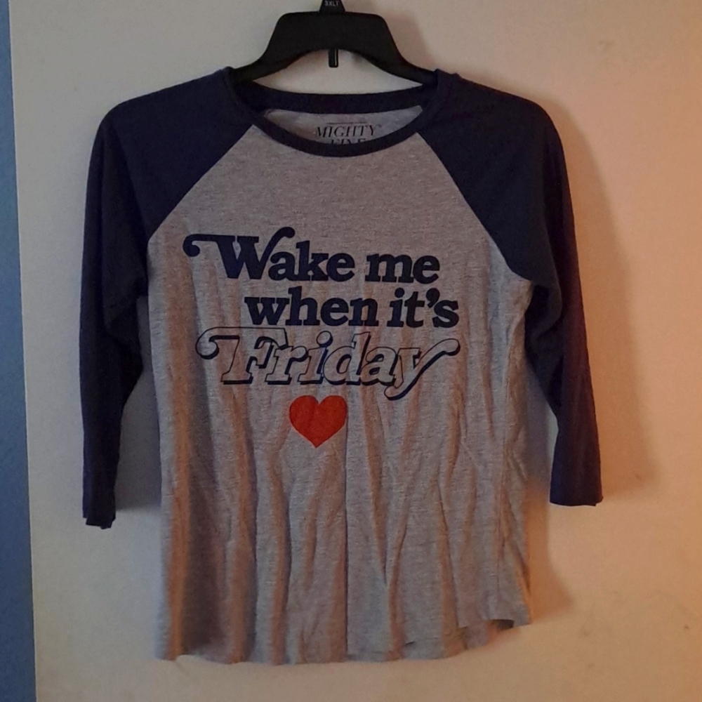 Fun quarter sleeve tee shirt